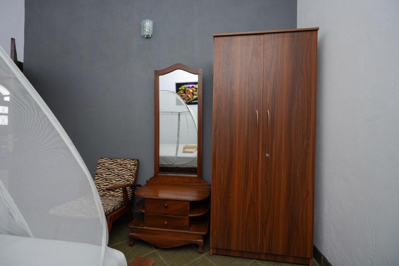 Lilly Palace Villa Guest House Νεγκόμπο Εξωτερικό φωτογραφία