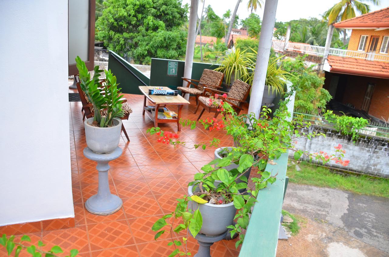 Lilly Palace Villa Guest House Νεγκόμπο Εξωτερικό φωτογραφία